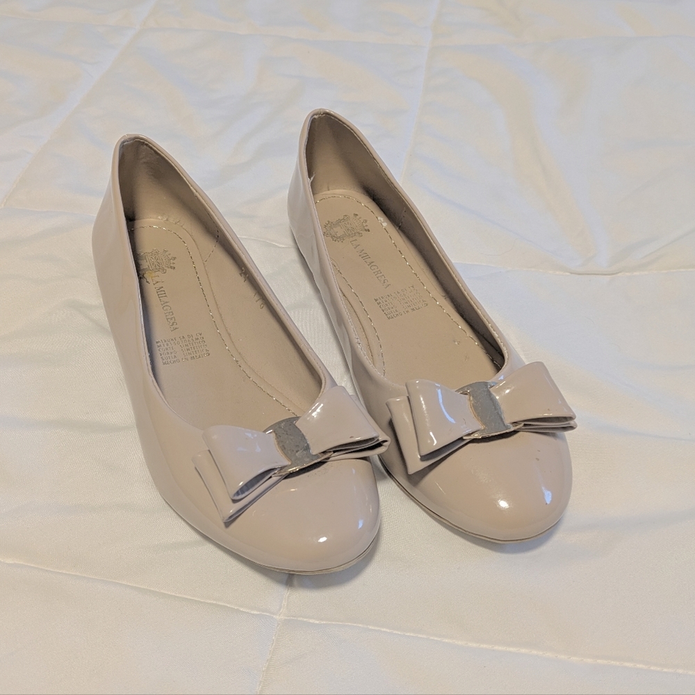 Elegant Beige Bow Flats - Picture 4 of 4